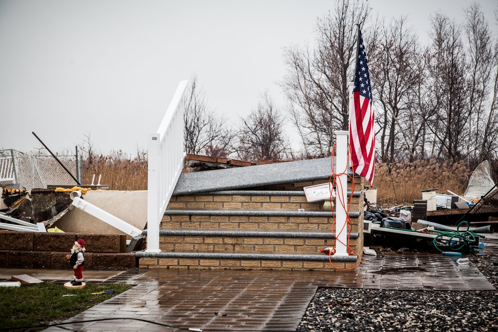 art-of-sandy-mo-flags-staten island 2-54.jpg